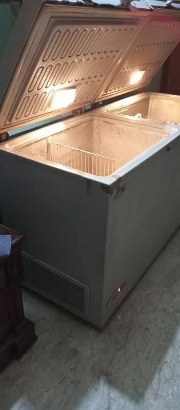 Double door deep freezer 3