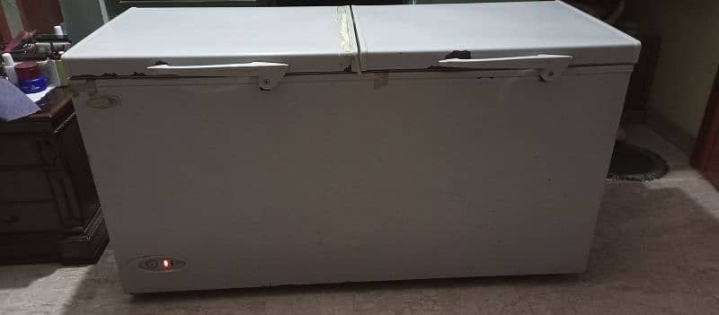 Double door deep freezer 5