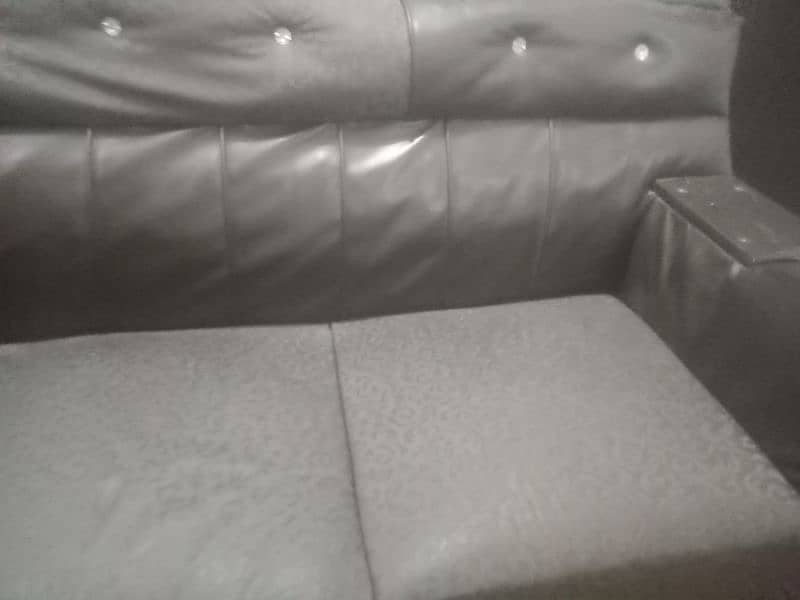 Sofa new 1