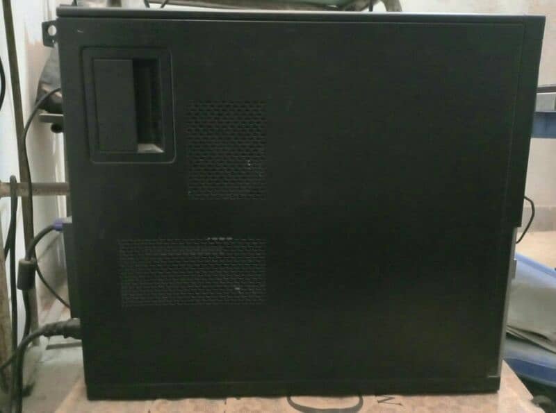 Dell (Optiplex 7010) With HP(L1908w)19' 16