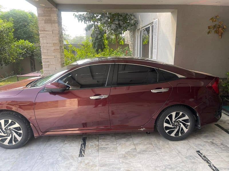 Honda Civic Oriel 2018 3