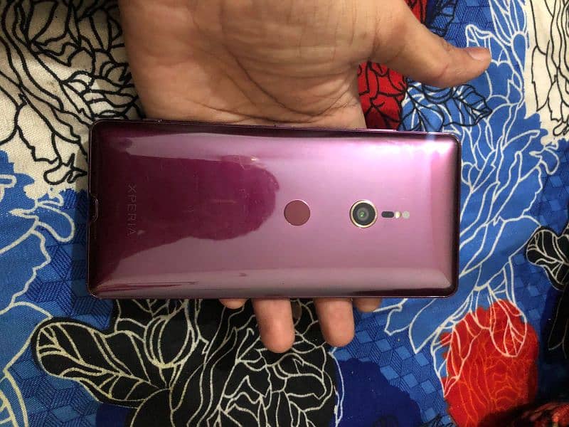 Sony Xperia XZ3 . . Official PTA approved. . . snapdragon 845 . . . 2