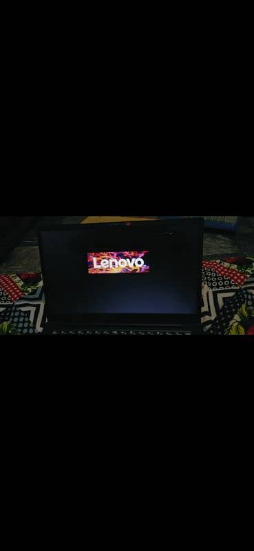 Lenovo V14 G3 0