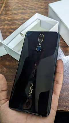 oppo F11 8/256gb with box