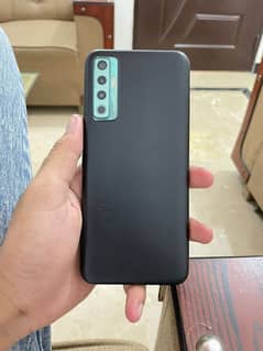 TECNO CAMON 17