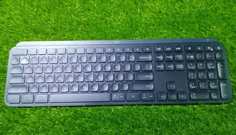 Logitech MX Keys illuminated wireless Keyboard Stock Available 0