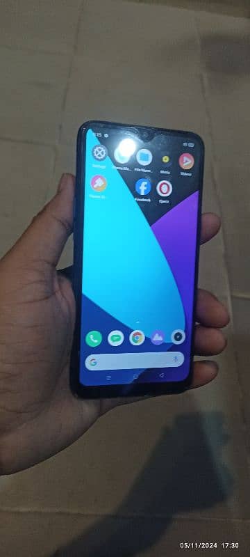 realme3  4/64 0