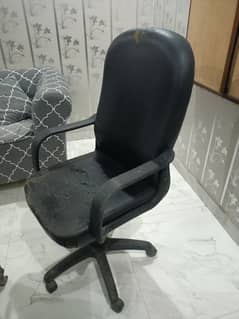 Office chair and computer table , 2 chairs for sale