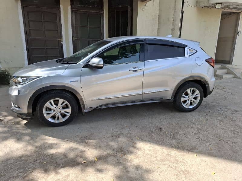 Honda Vezel 2014 XL Special Package 16