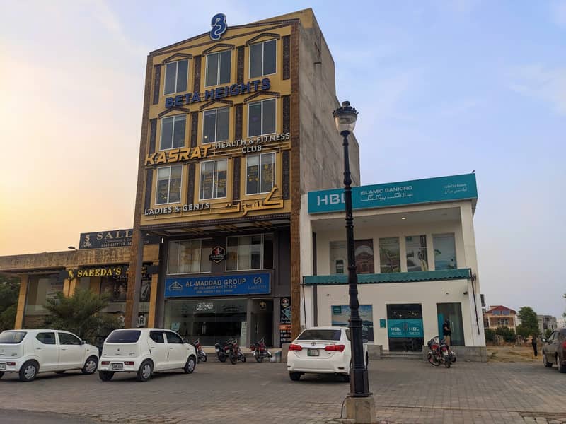 5 Marla Building's 1st Floor Available For Rent At Main Boulevard Road Lake City Lahore 1