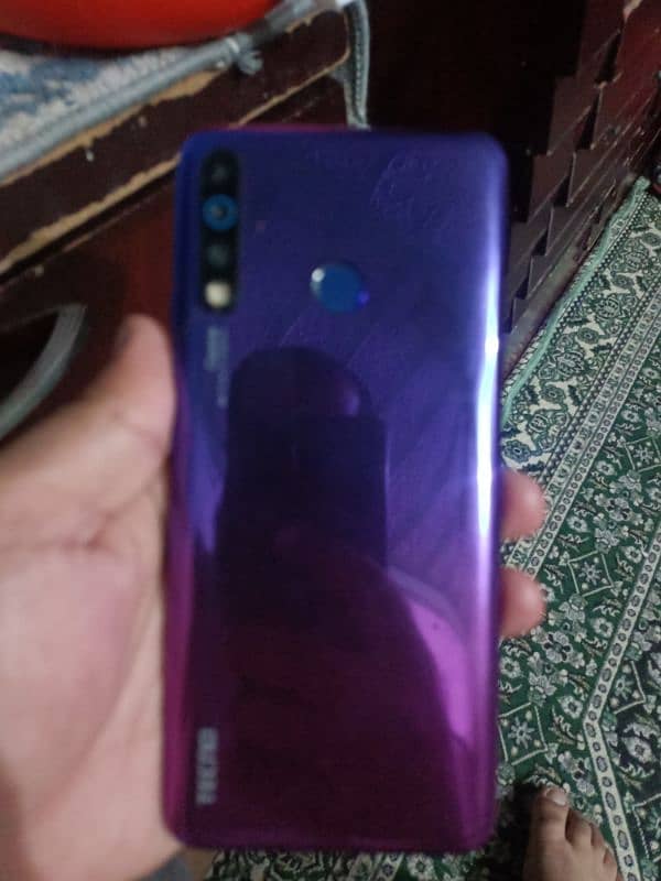 Tecno Camon 2