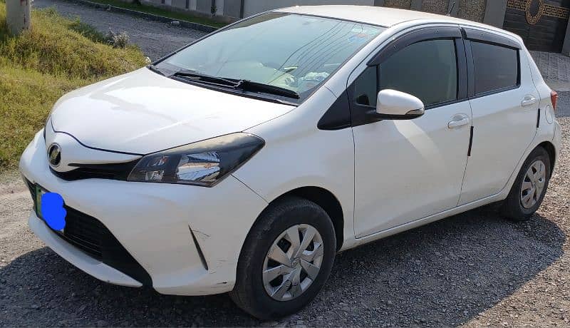 Toyota Vitz 2014 4