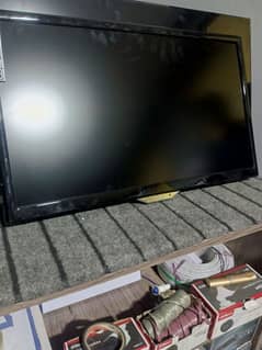 32 inch smart Led tv 19000 (03249422410)