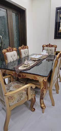 Dinning table royal style