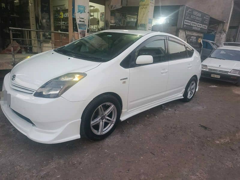 Toyota Prius 2010 3