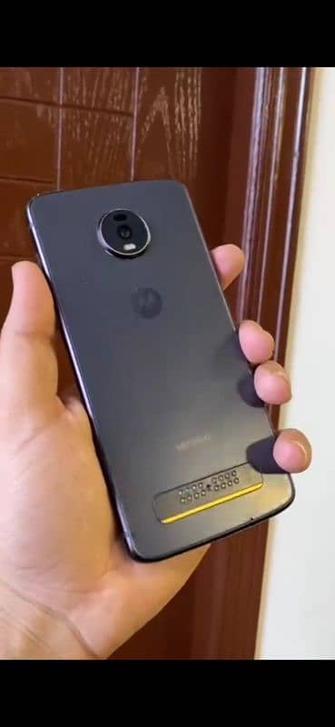 Moto z4 0