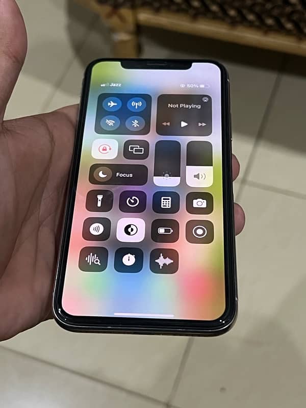 iphone x PTA approved 64 gb white 3