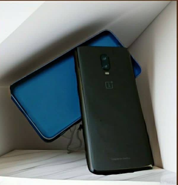 OnePlus 6T for Urgent sale on low price. 2