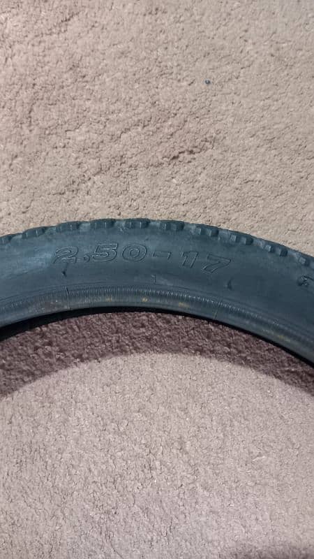 70 cc bike tyre and tube for sale in good condition 4