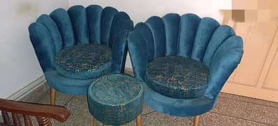 Two Coffee Chairs with 1 Coffee Table in Velvet