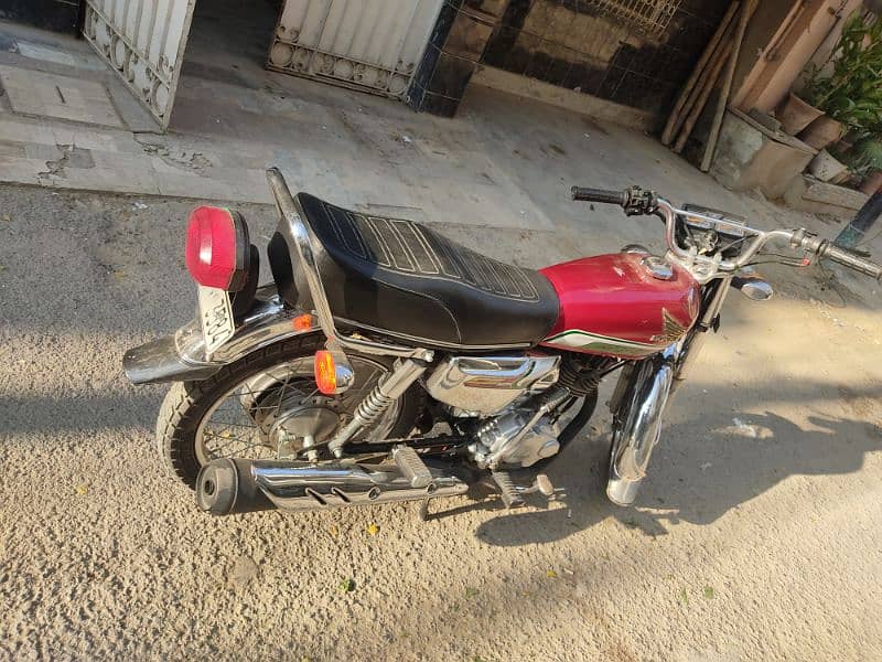 Honda 125 special edition 1