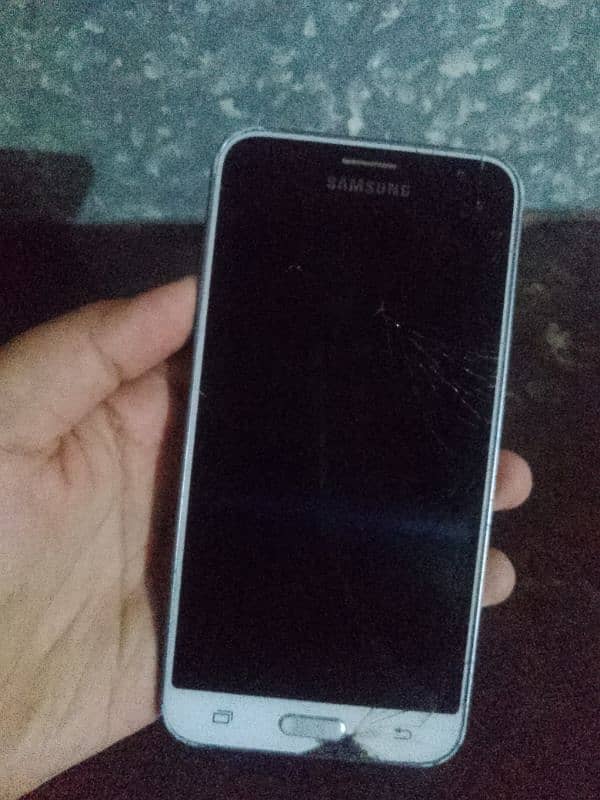 Samsung gAlaxy prime mobile no charger 0