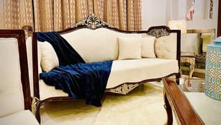 separate prices. designer sheesham carved furniture on urgent sale