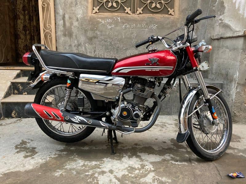 Honda CG 125 Special Edition 2019 5