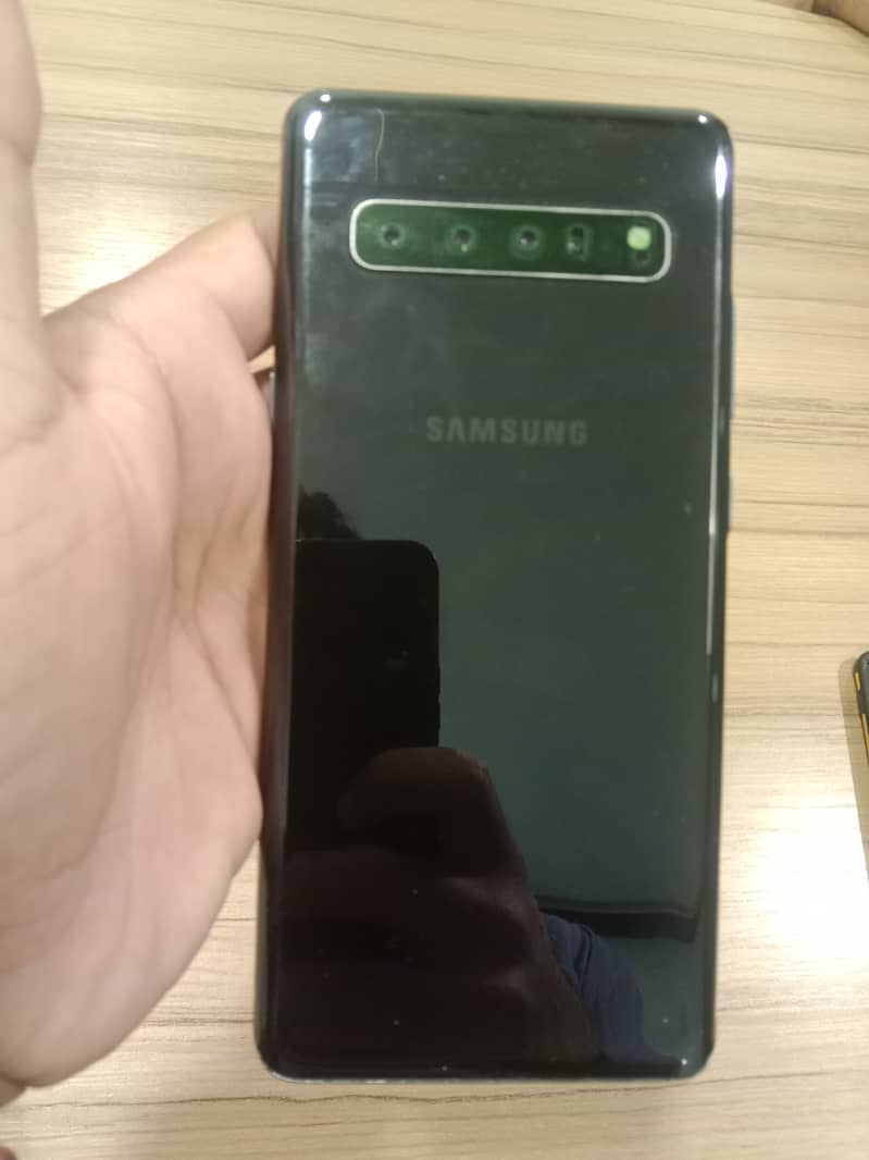 Samsung S10 5G 1