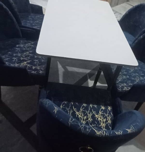 dinning table with chairs actual price 90,000 7