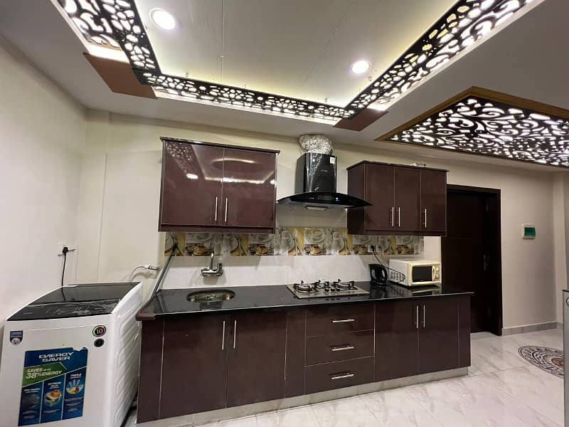 2 BEDROOM LUXARY APPARTMENT FOR RENT IN BAHRIA TOWN LAHORE 3