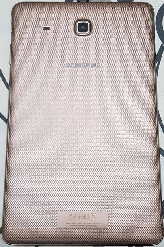 Samsung Tab E 1