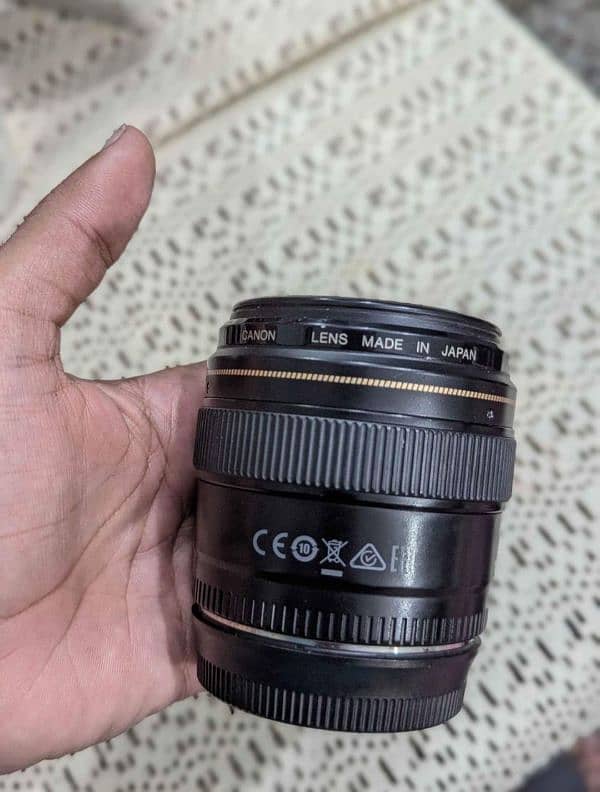 Canon 85mm 1.8 Lens 2