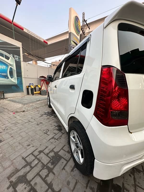 Suzuki Wagon R 2017 A 1