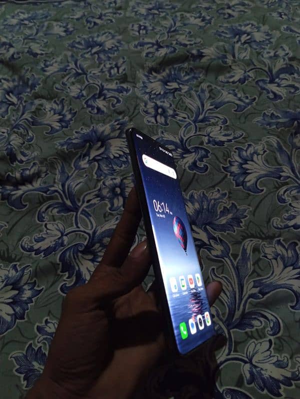 Tecno spark 20 pro plus 7