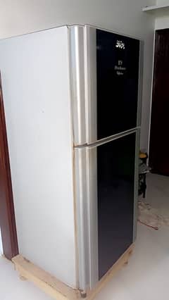 Medium Fridge