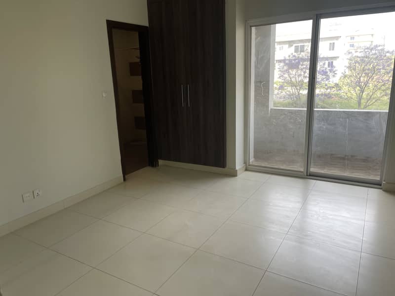 1350 sq ft 2 bed apartment The Atrium Zaraj Housing opp Giga Mall for rent 15