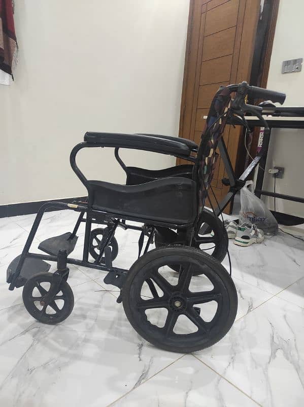 Wheelchair foldable for sale 3