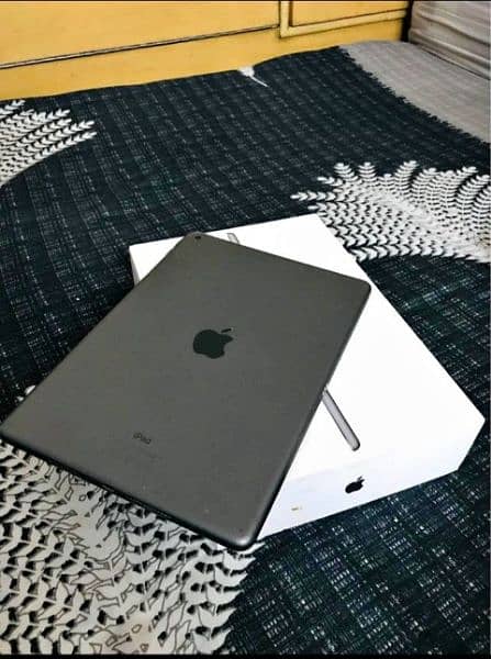 ipad mini 5 256gb contact to 03073909212 WhatsApp 2