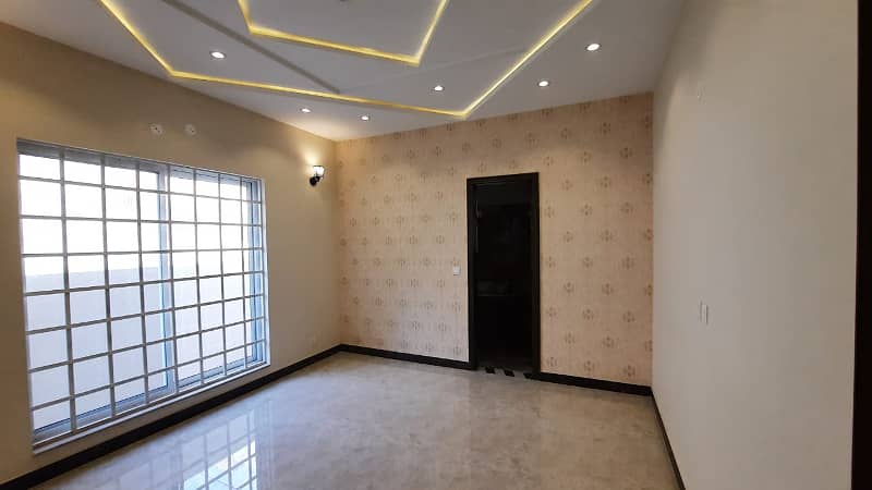 BRAND NEW 8 MARLA LUXURY HOUSE FOR RENT IN BAHRIA TOWN LAHORE 9