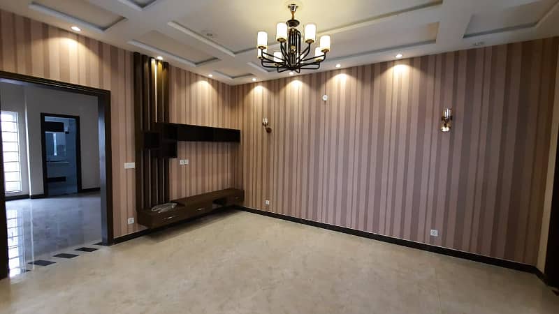 BRAND NEW 8 MARLA LUXURY HOUSE FOR RENT IN BAHRIA TOWN LAHORE 22