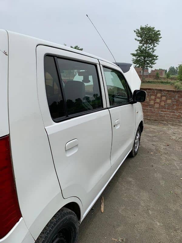 Suzuki Wagon R 2019 4