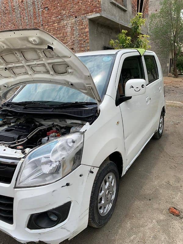 Suzuki Wagon R 2019 12