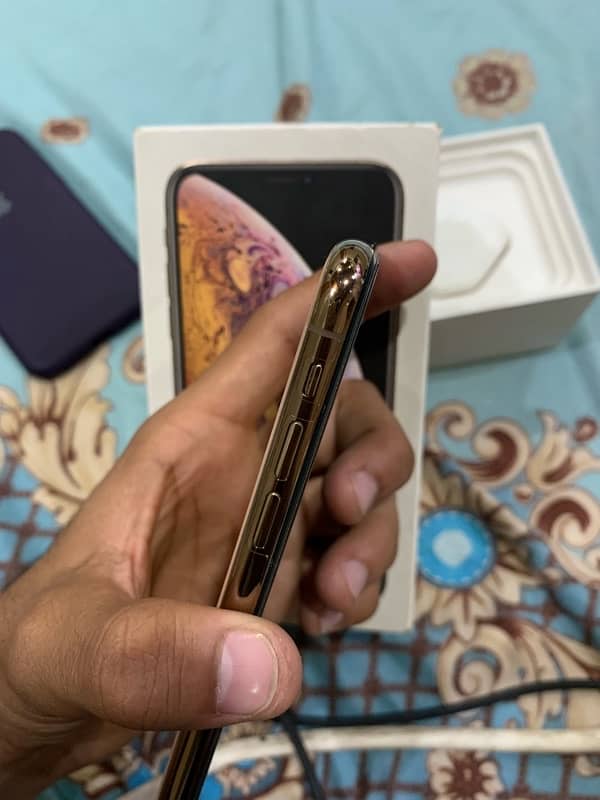 iphone xs pta approved 77 health 64gb waterpack 03197187443 3