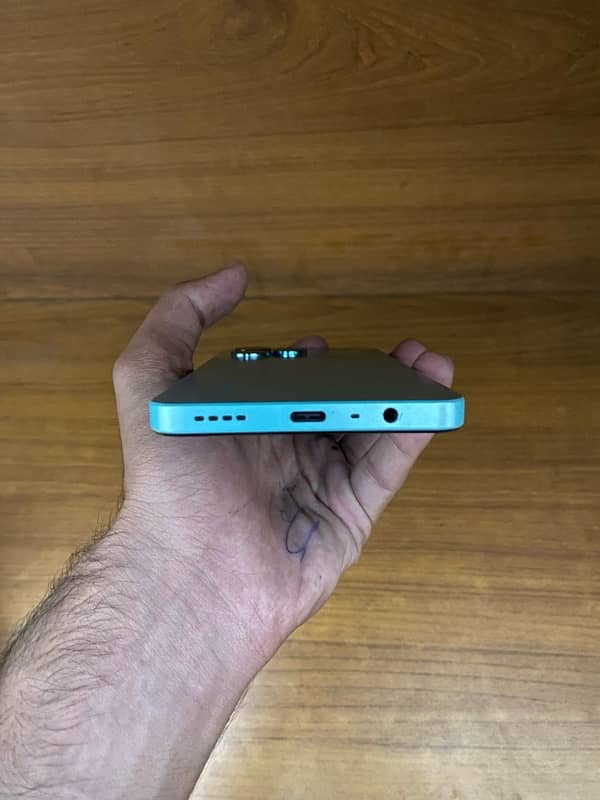 Realme C51 Complete Box with 33w genuine Charger ( Only Cash ) 10