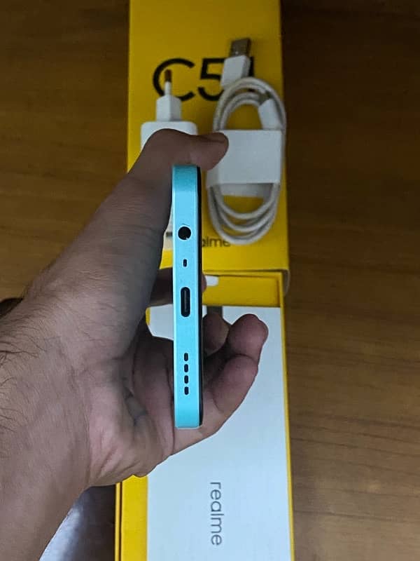 Realme C51 Complete Box with 33w genuine Charger ( Only Cash ) 12