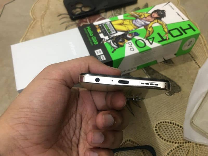 Infinix Hot 40 Pro Free Fire Edition with Complete Box for Sale 10