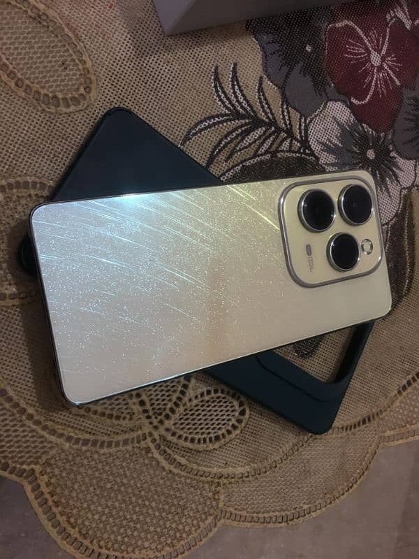 Infinix Hot 40 Pro Free Fire Edition with Complete Box for Sale 12