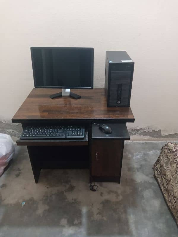 computer tables 0