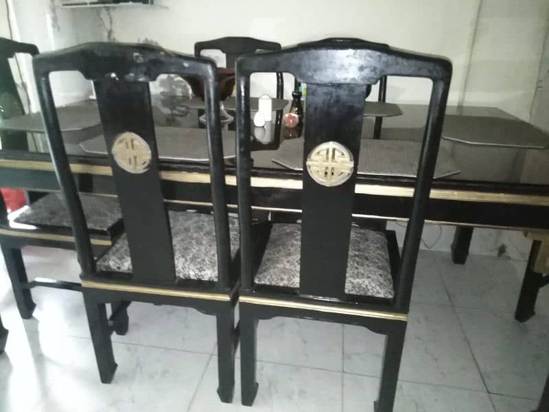 6 seater dinning table 0